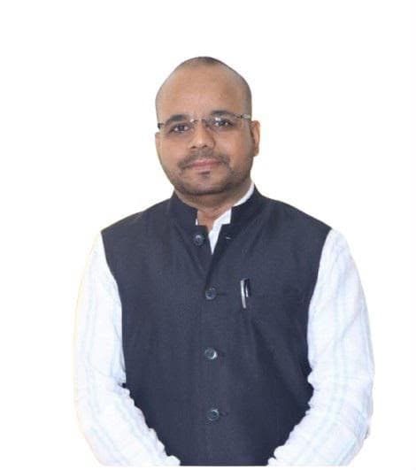 About Mahendra Bhombe
